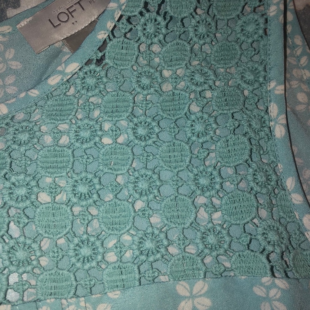 Loft blouse - Picture 2 of 5